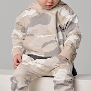 Camouflage Fleece Sweatshirt Jogger Set with Hooded Top for Kids Soft Matching Two Piece Outfit for Boys and Girls