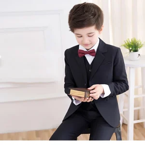 Classic Black Gentlemen Dress 3 Pieces of Kids Suit Formal Suit for Boy