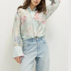 Custom Spring Floral Print Blouse Long Sleeve Classic Collar Button Down Shirt OEM ODM by China Clothing Factory Girl Tops