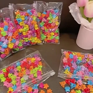 Factory Direct Quality Mini Small Claw Clip Hairbands Colorful Candy Styled Plastic Hair Accessories for Kids 100pc Box