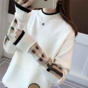 Fashionable Girls Lovely Print Pullover Sweater