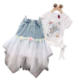 Girls’ Summer New Printed Short Sleeved Top with Irregular Mesh Splicing Denim Skirt Set for Children’s Clothing