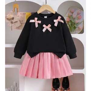 Korean Three Color Winter Dress Set for Girls Long Sleeved Round Neck Sweatshirt Paired with Pleated Skirt
