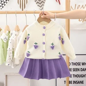 New Sweet Girl’s Knitted Set Flower Half Skirt Two Piece Set Girl’s Sweater Set Skirt Strawberry Kids Clothing