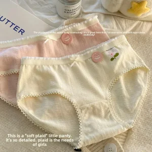 Pure Cotton Women’s Underwear Sweet Japanese Style Mid Waist All Cotton Antibacterial Breathable Triangle Shorts Girls