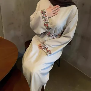 Sharut High Quality Modest Dubai Abaya Girl Muslim Women Dress Flower Embroidered Sleeves Linen Fabric Hijab