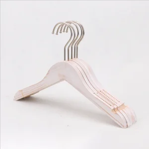 White Washed Wooden Hanger Non Slip Kids Wood Hanger for Wardrobe Kitchen Cleaning Use Bag