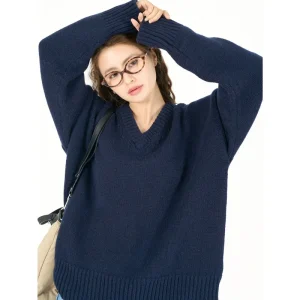 Women’s Casual V Neck Wool Cardigan Autumn and Winter Simple Lazy Silhouette Thick Top for Girls Warm Sweater