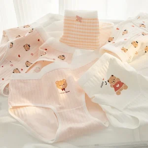 Women’s Cute Little Bear Girl Printed Underwear Cotton Breathable and Comfortable Middle Waist Triangle Pants for Students